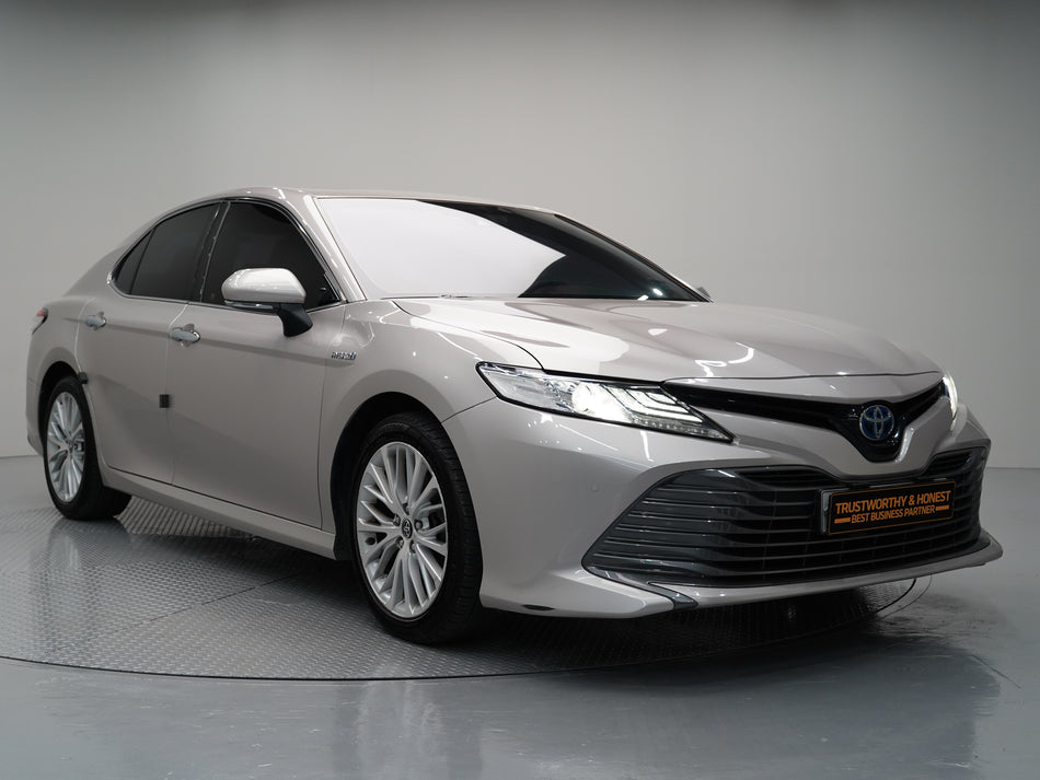 Camry 2.5 XLE Hybrid