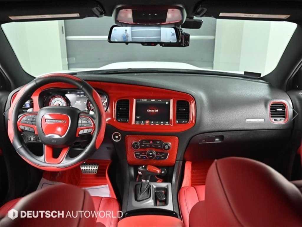Dodge Charger — photo 07