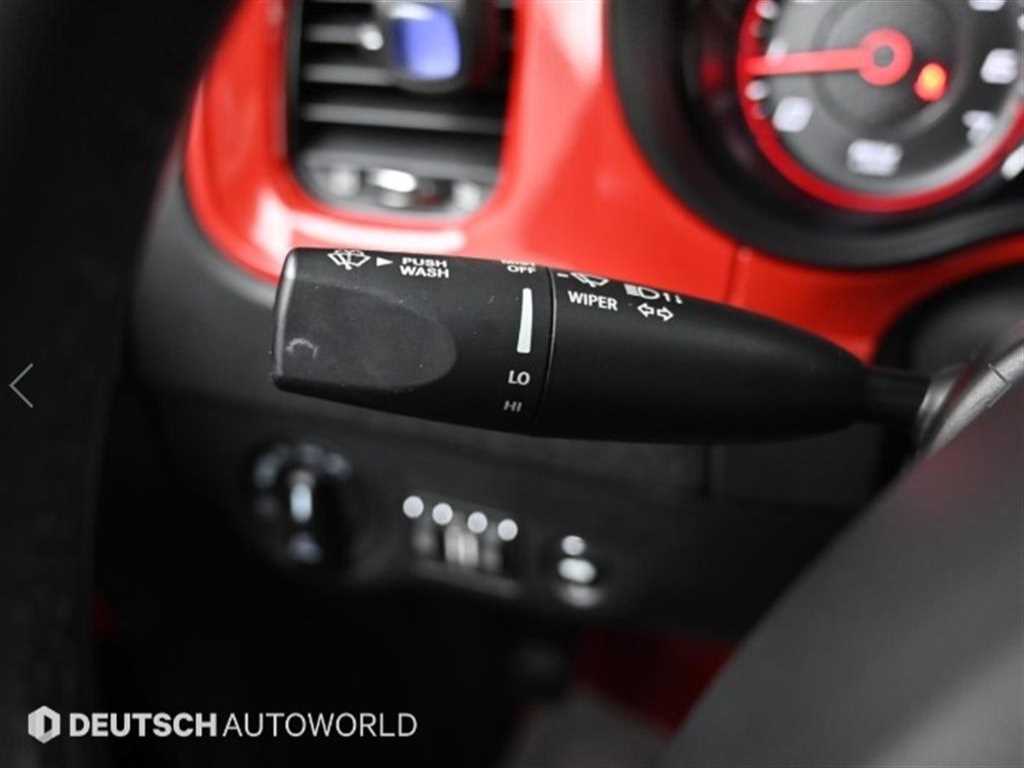 Dodge Charger — photo 18
