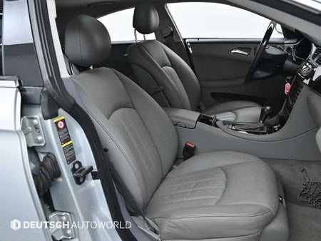 Mercedes-Benz CLS-Class — photo 11
