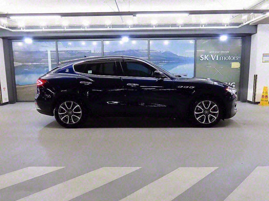 Maserati Levante — photo 03