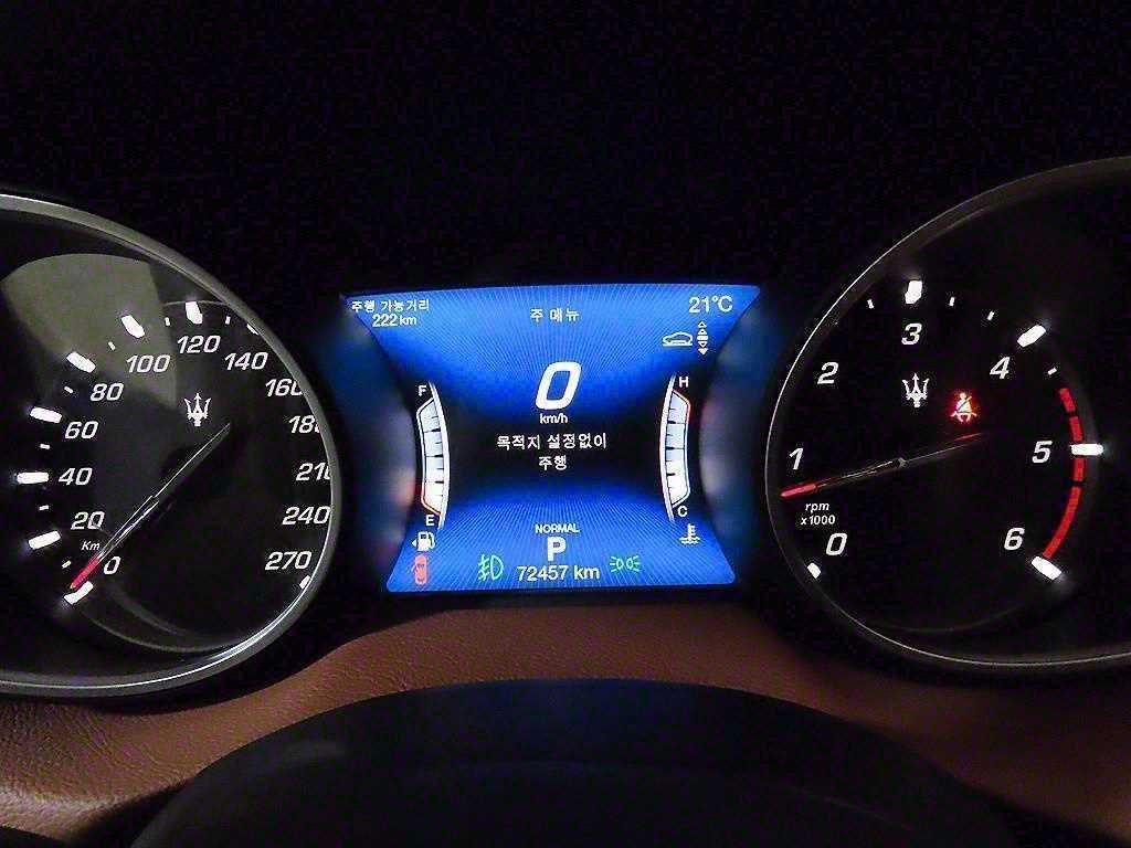 Maserati Levante — photo 09