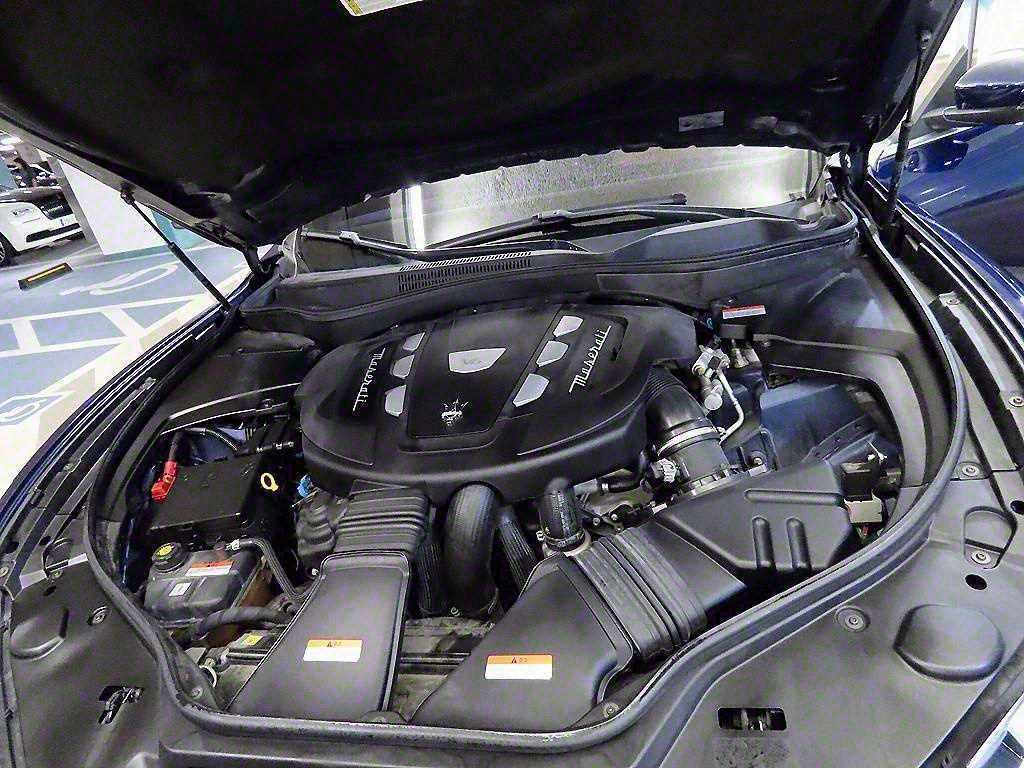 Maserati Levante — photo 18