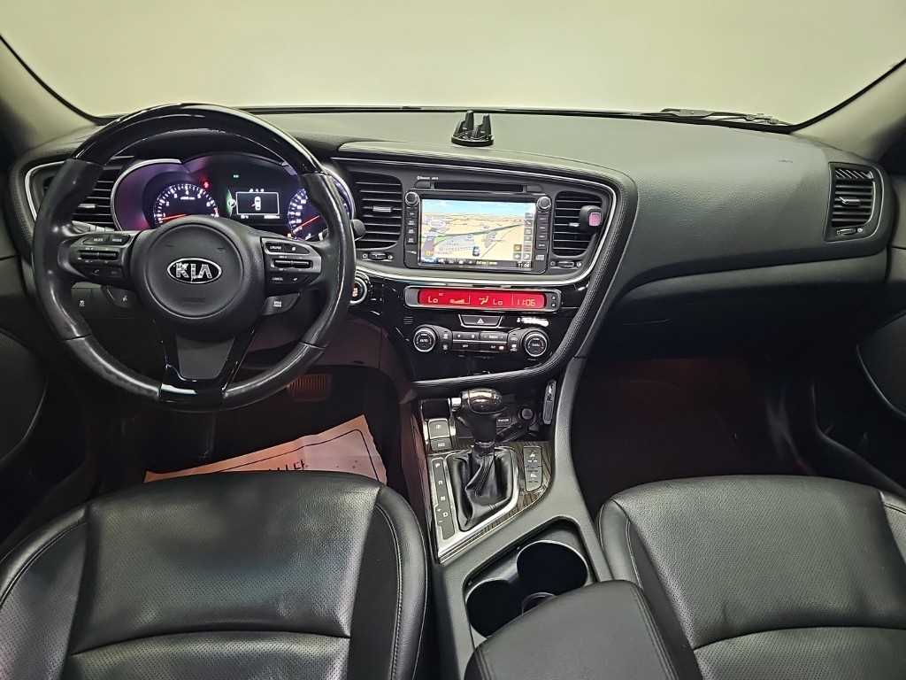 Kia K5 — photo 07