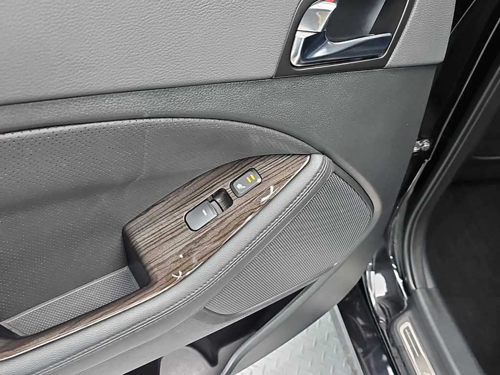 Kia K5 — photo 13