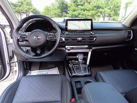 Kia Seltos — photo 08