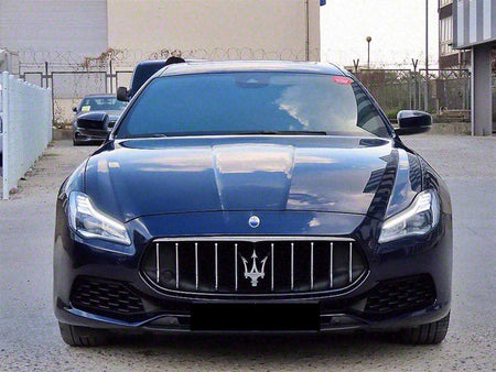 Maserati Quattroporte — photo 01