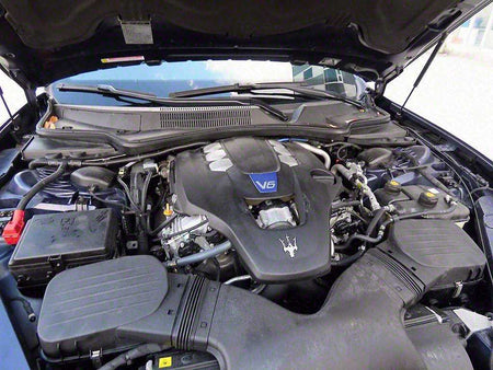 Maserati Quattroporte — photo 19