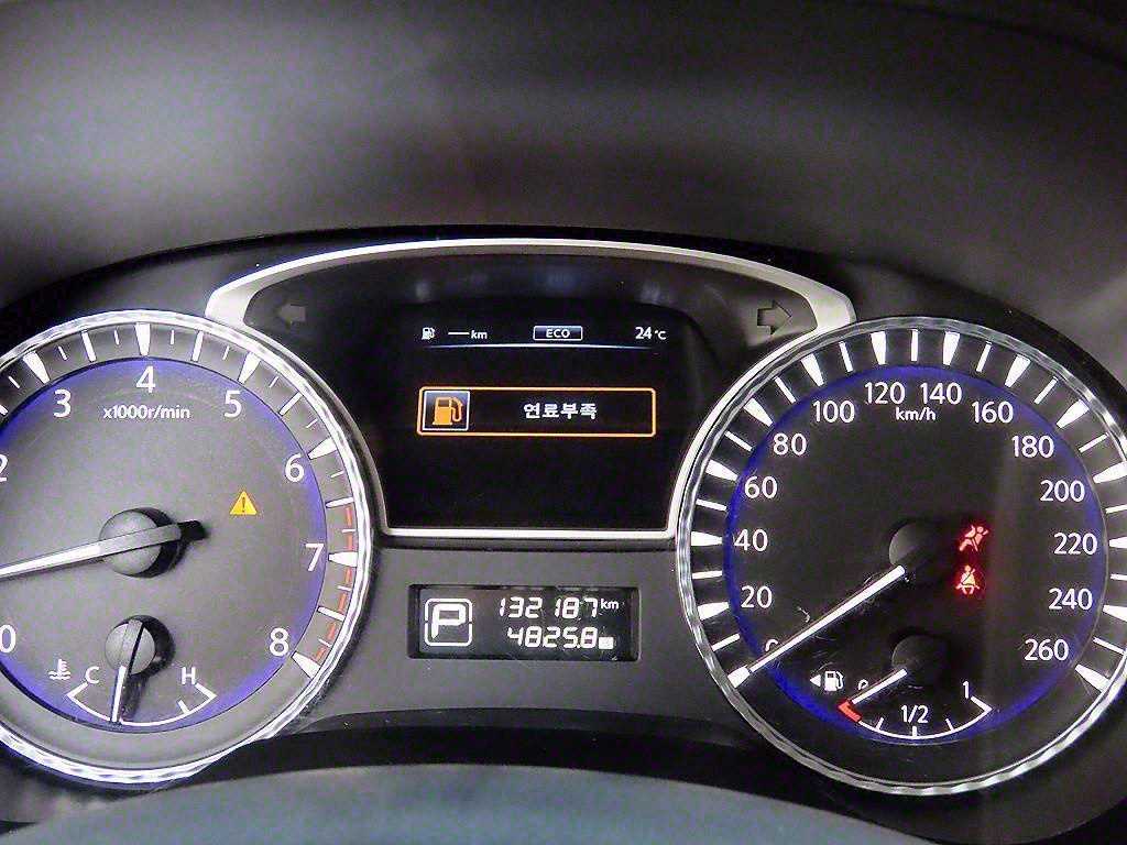 Infiniti QX60 — photo 09