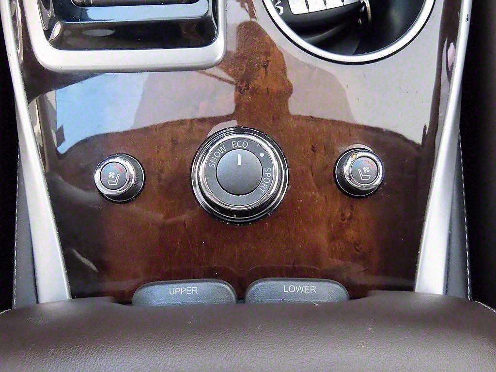 Infiniti QX60 — photo 13