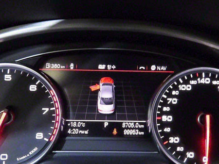 Audi A8 — photo 09