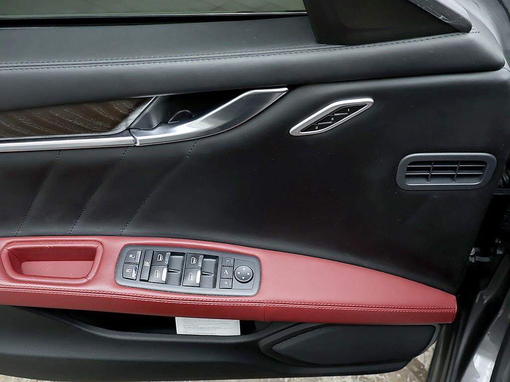 Maserati Ghibli — photo 15
