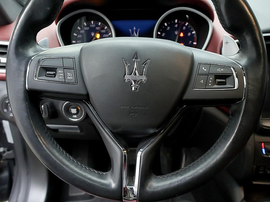 Maserati Ghibli — photo 16