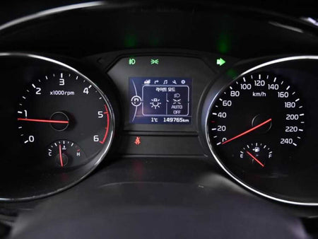 Kia Carnival — photo 08