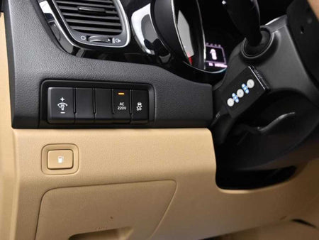 Kia Carnival — photo 16