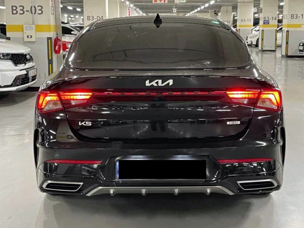 Kia K5 — photo 05