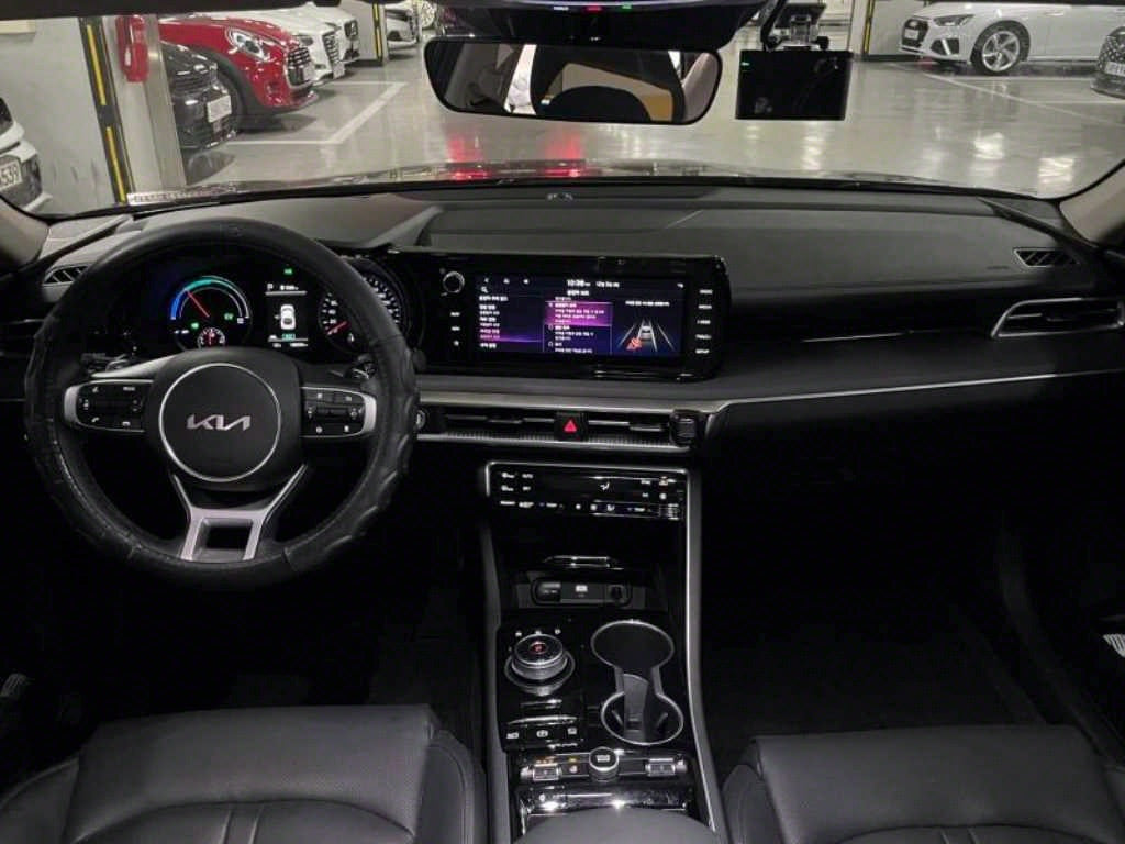 Kia K5 — photo 18