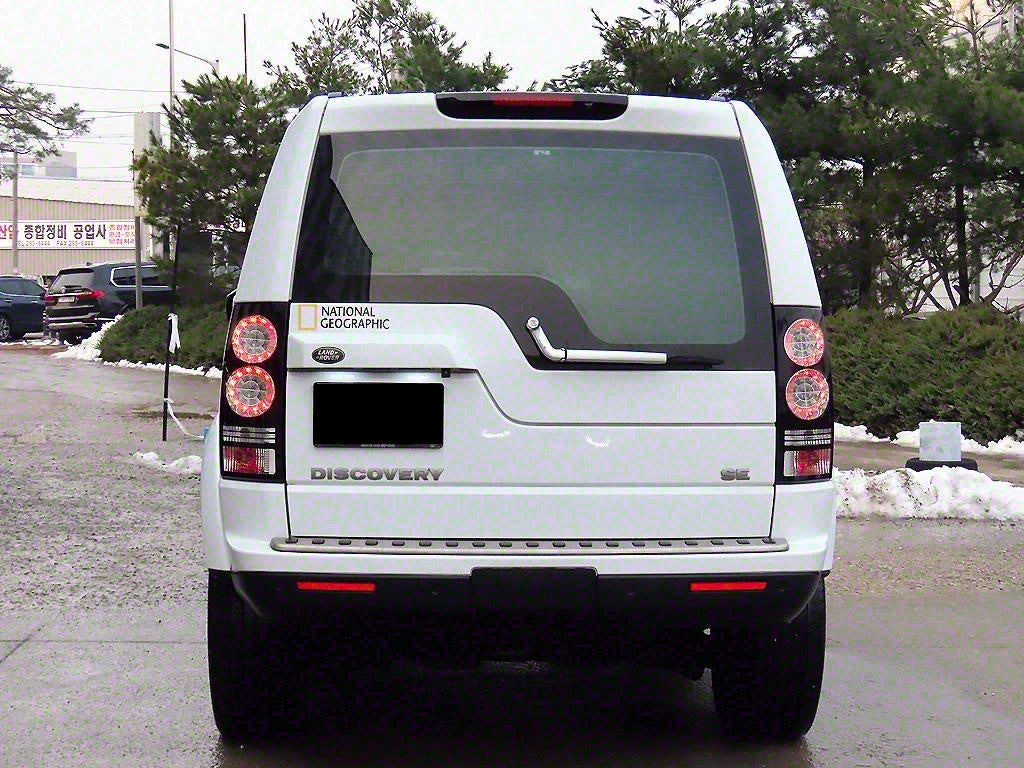 Land Rover Discovery — photo 04