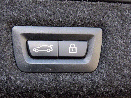 BMW 5-Series — photo 15