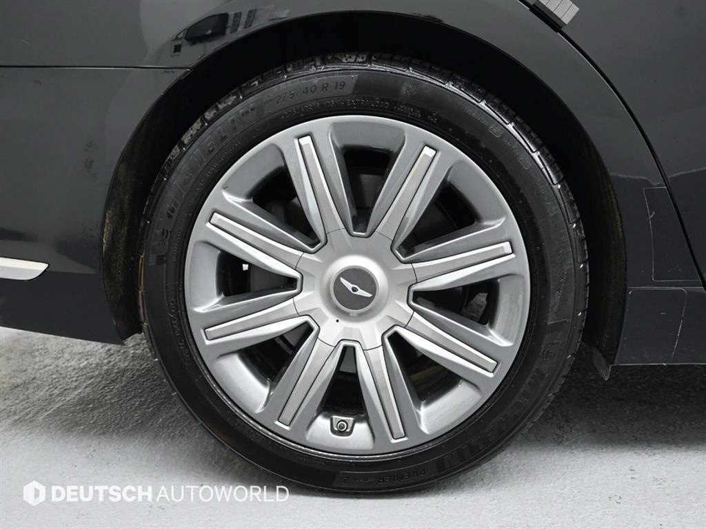 Genesis EQ900 — photo 06