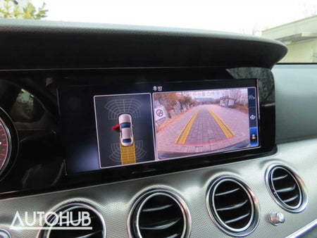 Mercedes-Benz E-Class — photo 11
