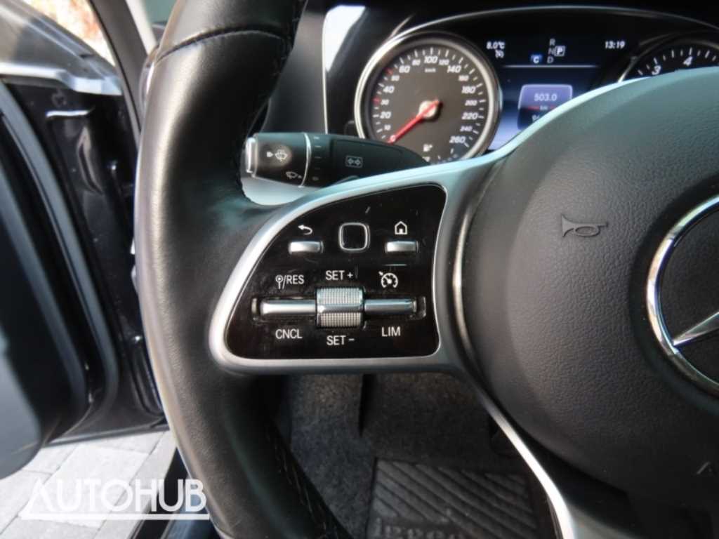 Mercedes-Benz E-Class — photo 13