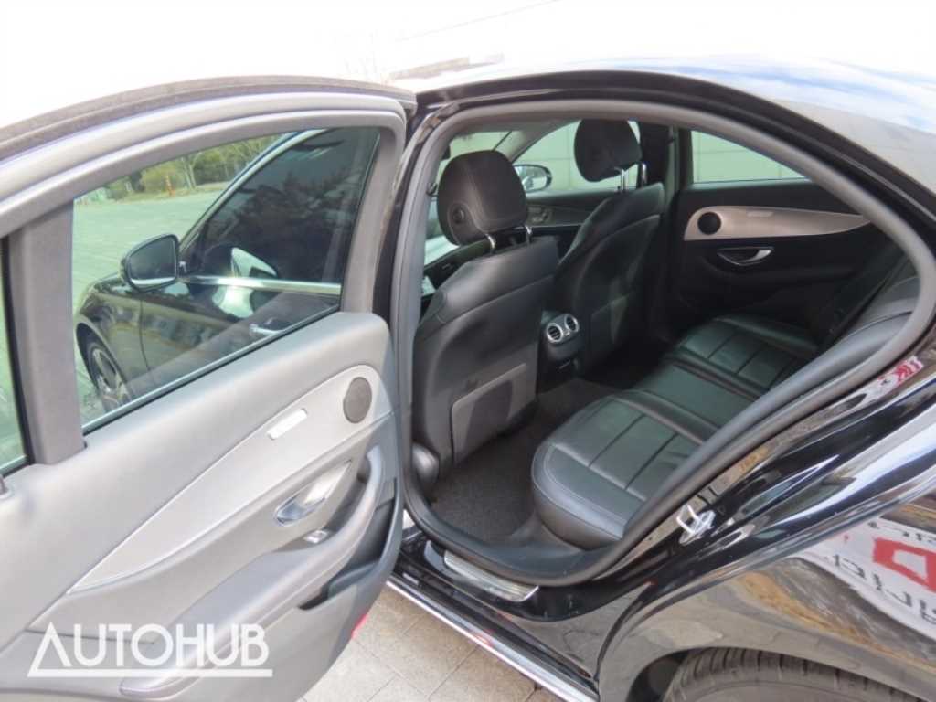 Mercedes-Benz E-Class — photo 15