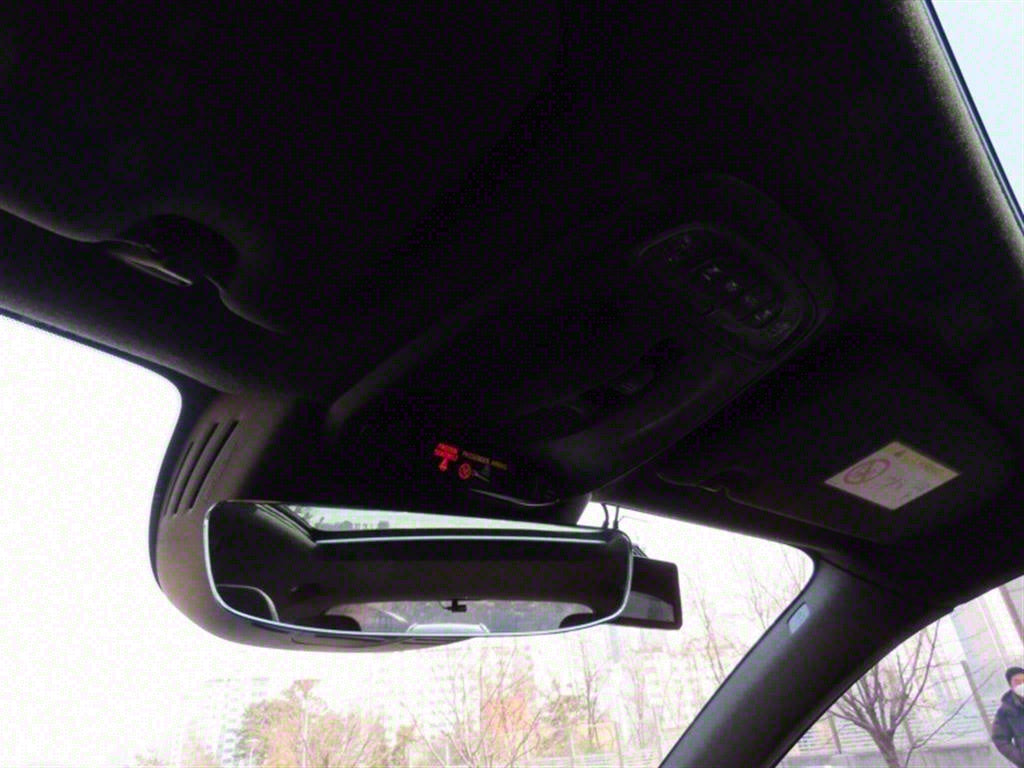 Volvo XC40 — photo 10