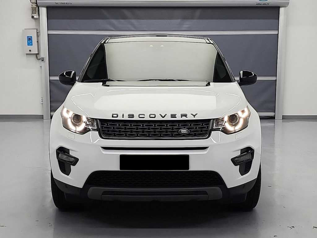 Land Rover Discovery Sport — photo 02