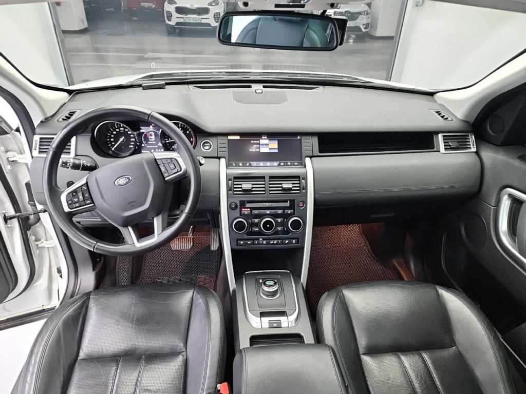 Land Rover Discovery Sport — photo 07