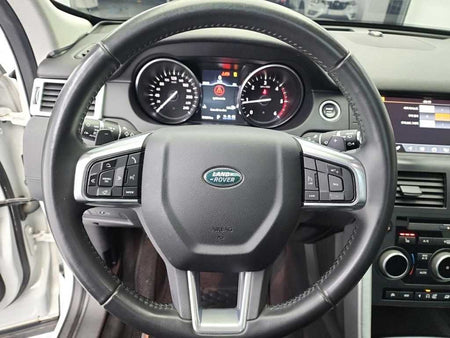 Land Rover Discovery Sport — photo 09