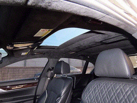 BMW 7-Series — photo 16