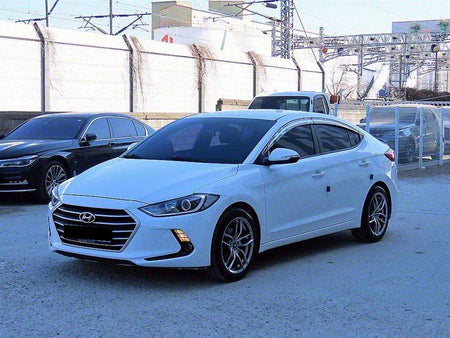 Hyundai Avante — photo 02