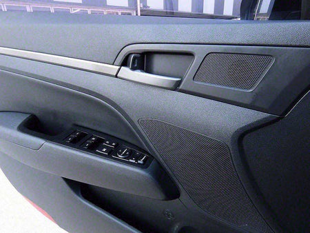 Hyundai Avante — photo 11