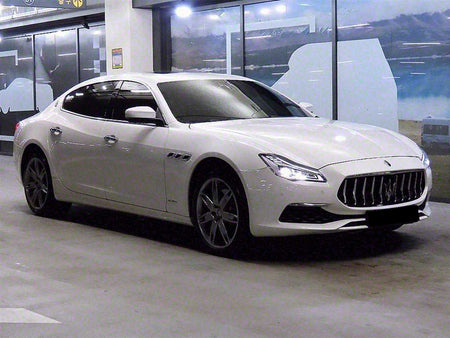 Maserati Quattroporte — photo 01