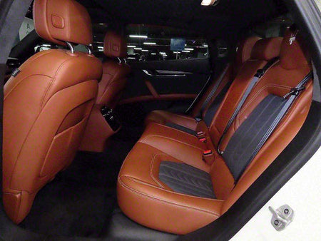Maserati Quattroporte — photo 07