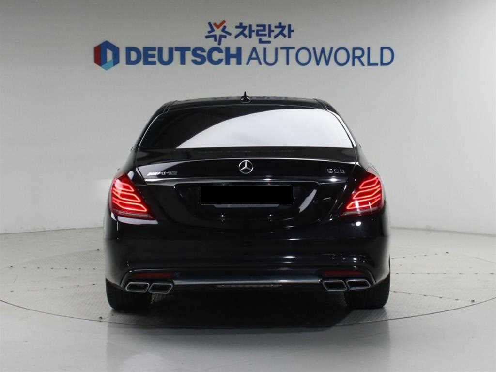 Mercedes-Benz S-Class — photo 04