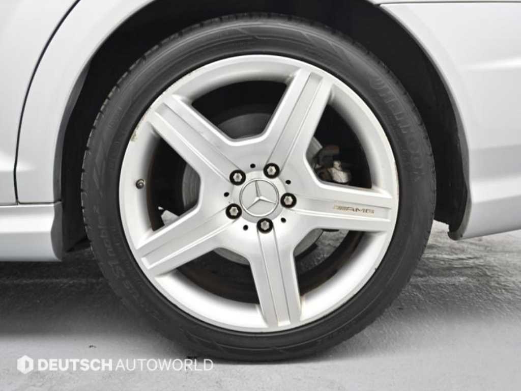 Mercedes-Benz S-Class — photo 05