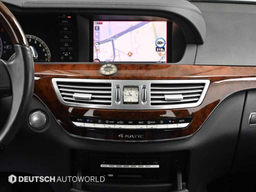 Mercedes-Benz S-Class — photo 14