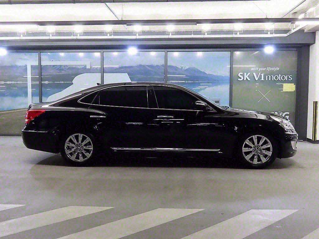 Hyundai Equus — photo 03