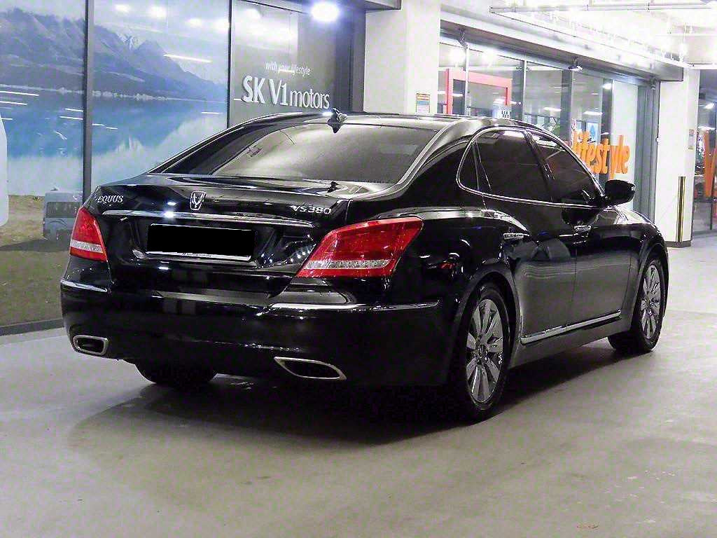 Hyundai Equus — photo 04