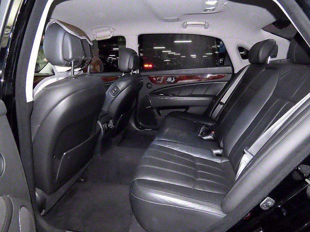 Hyundai Equus — photo 07