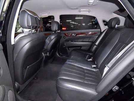 Hyundai Equus — photo 07