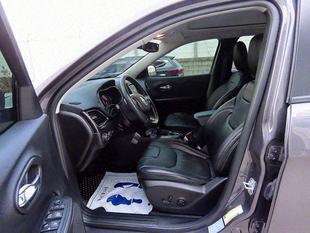 Jeep Cherokee — photo 05