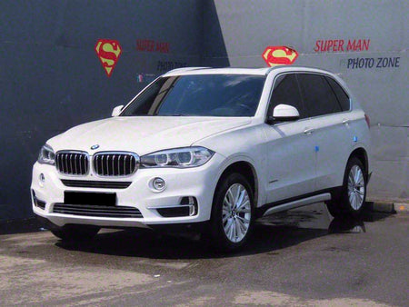 BMW X5 — photo 01