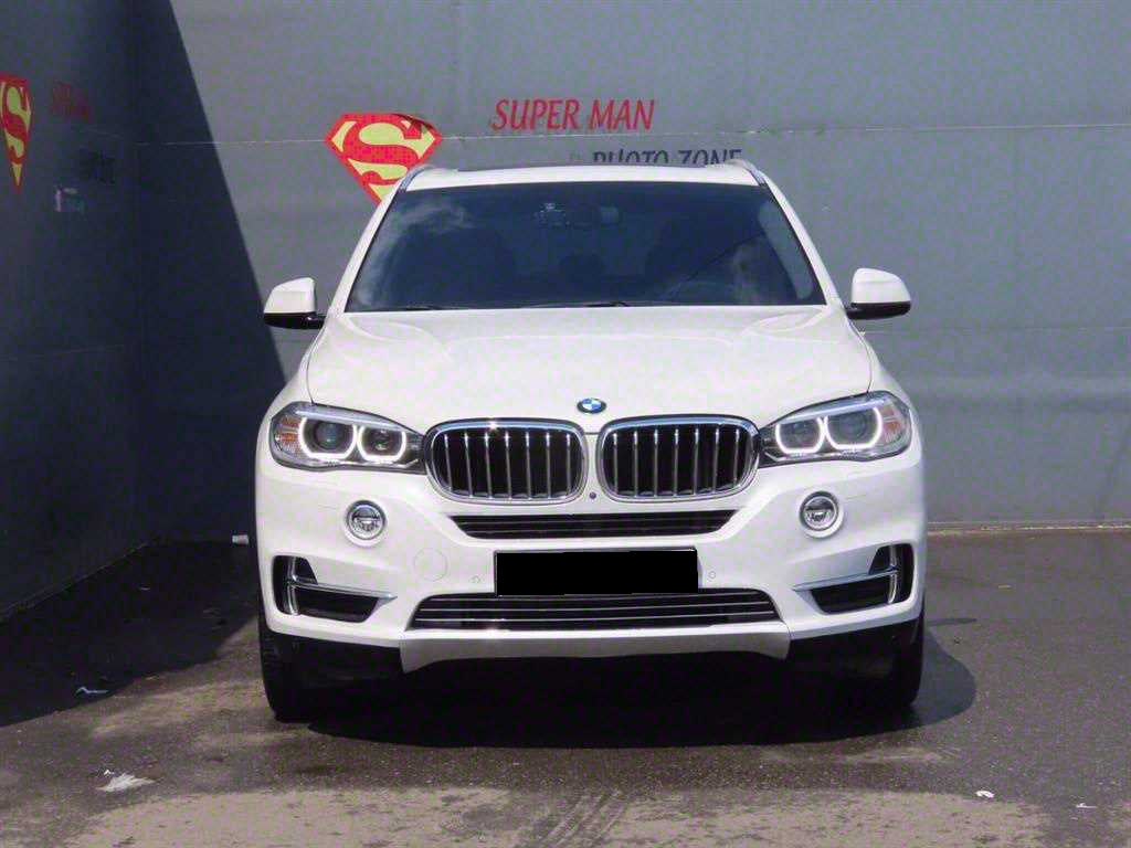 BMW X5 — photo 02