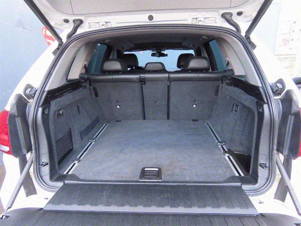 BMW X5 — photo 05