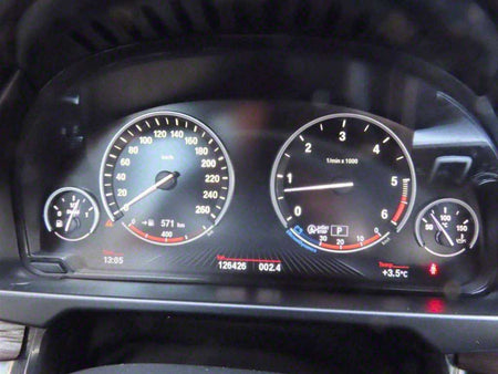 BMW X5 — photo 14