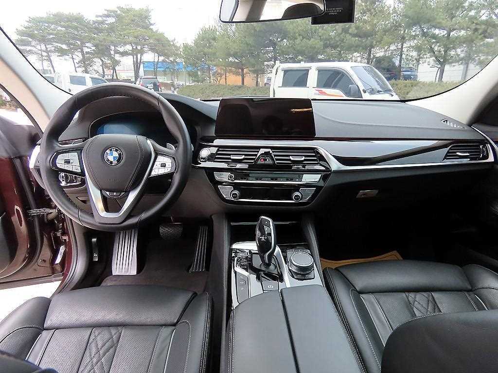 BMW Gran Turismo — photo 07