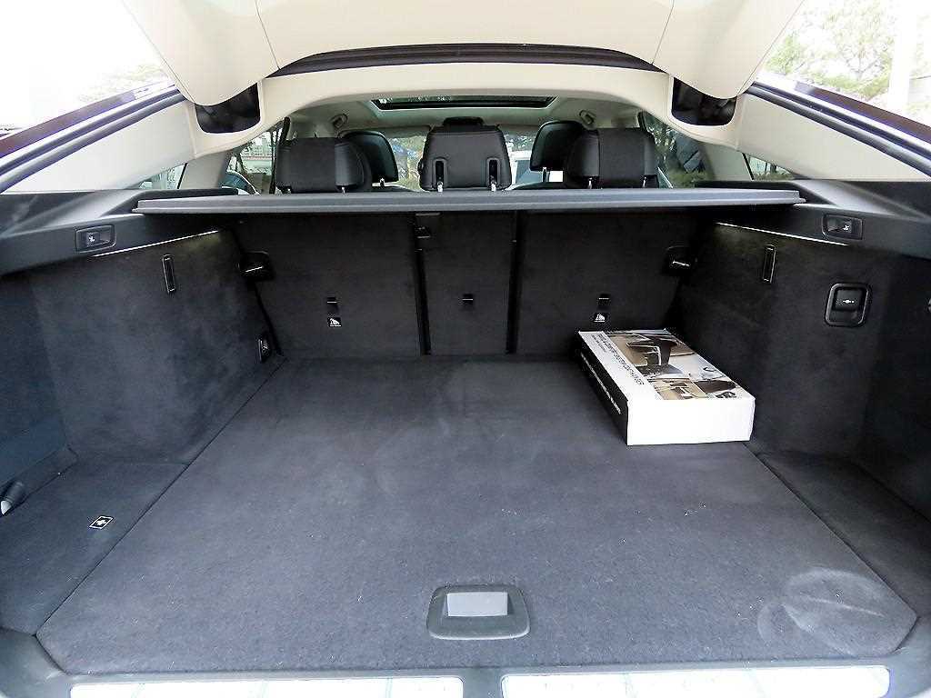 BMW Gran Turismo — photo 17